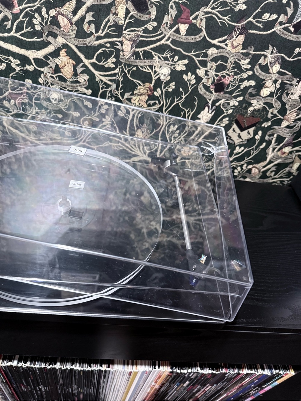 Clear Acrylic Turntable Dust Cover - Transparent
